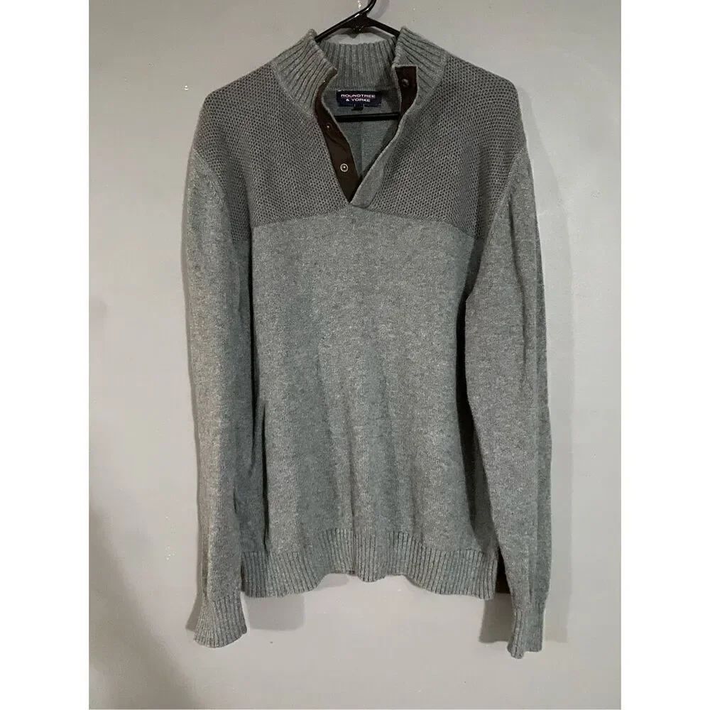 Roundtree & Yorke Gray 1/4 Snap Sweater Size Large